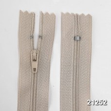 блискавка пластик 18 см 4х4
